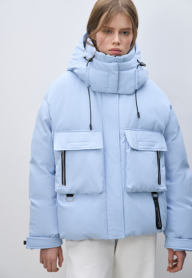 Пуховик с воротником-стойкой и капюшоном