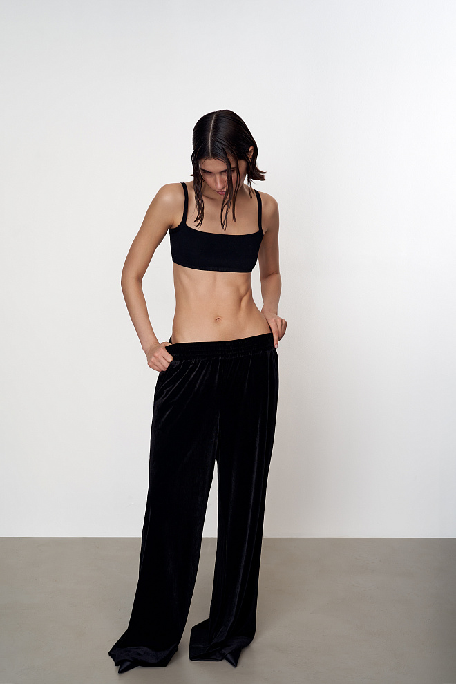 Брюки из бархата