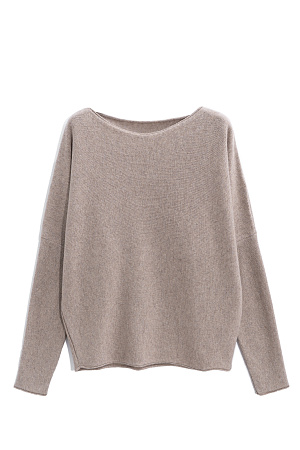 бежевый Трикотажный джемпер из кашемира и шерсти. Модель свободного силуэта с рукавом формы "летучая мышь" и горловиной лодочкой. 