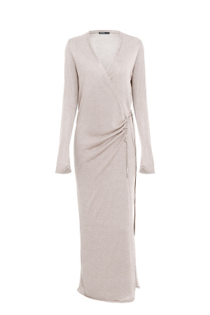 бежевый Трикотажное платье длины миди из тонкой вискозы. Модель приталенного силуэта на запах, с V-образным вырезом горловины, длинными расклешенными рукавами и кулиской на талии.