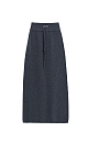 Трикотажная юбка длины макси из кашемира и шерсти. Модель по фигуре, с широким эластичным поясом в рубчик, дополненным кулиской и двумя накладными карманами сзади. Модель декорировано вывязанным логотипом