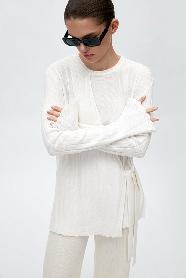 Джемпер с имитацией запаха