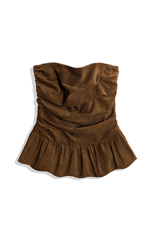 оранжевый Корсет из ткани с имитацией внешнего вида и свойств натуральной замши. Модель приталенного силуэта, без бретелей, с баской и драпировкой. Застежка на молнию на спинке. Изделие на подкладке.