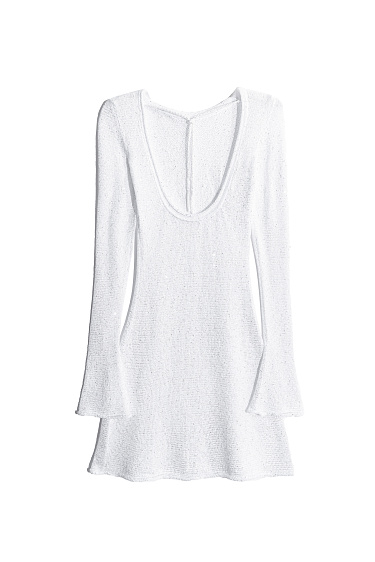 Платье мини с пайетками и открытой спиной