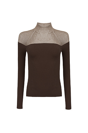 коричневый Цельновязаная водолазка из вискозы. Модель приталенного силуэта с длинным рукавом и невысоким воротником.