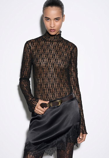 Кружевной топ с воротником-стойкой